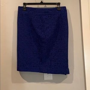 Lace detail skirt